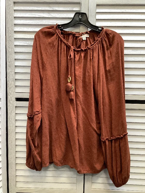 Classic Casual Top Long Sleeve By Knox Rose In Brown, Size: 1x