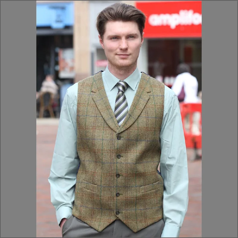 Modern Style Mallalieus Heather Tweed Waistcoat<>