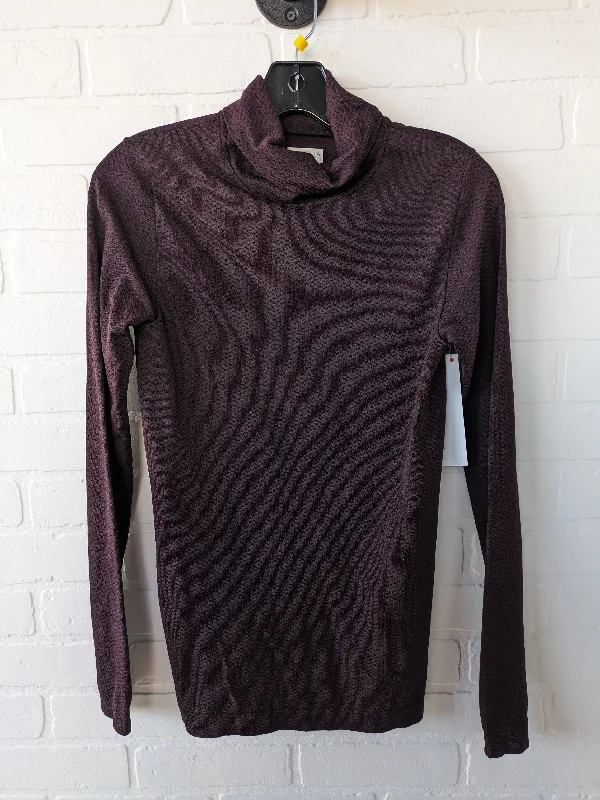 Stylish Apparel Athletic Top Long Sleeve Crewneck By Athleta  Size: S