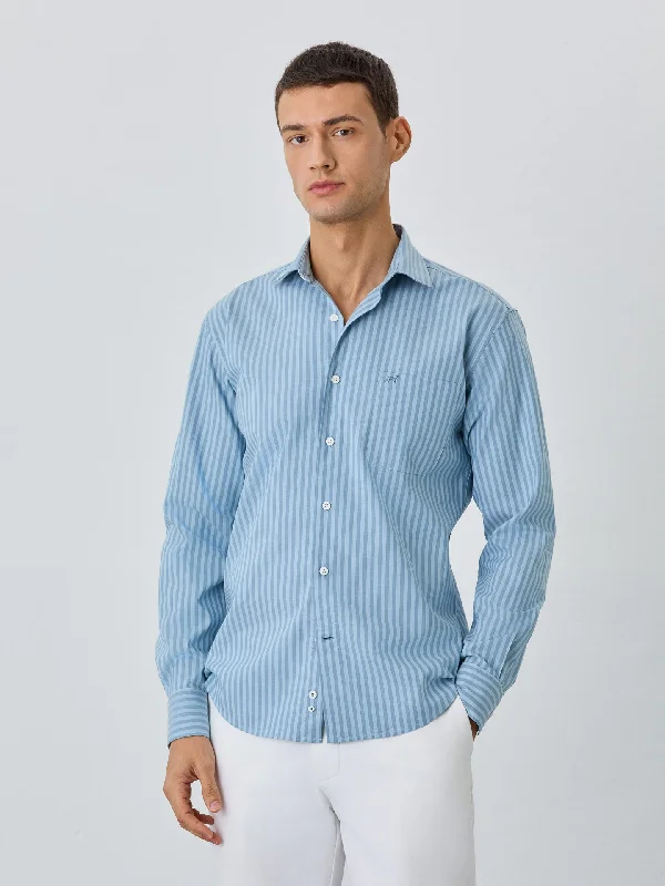 Versatile Style Slim Fit Shirt With Open Collar in BCI Cotton With Stripes