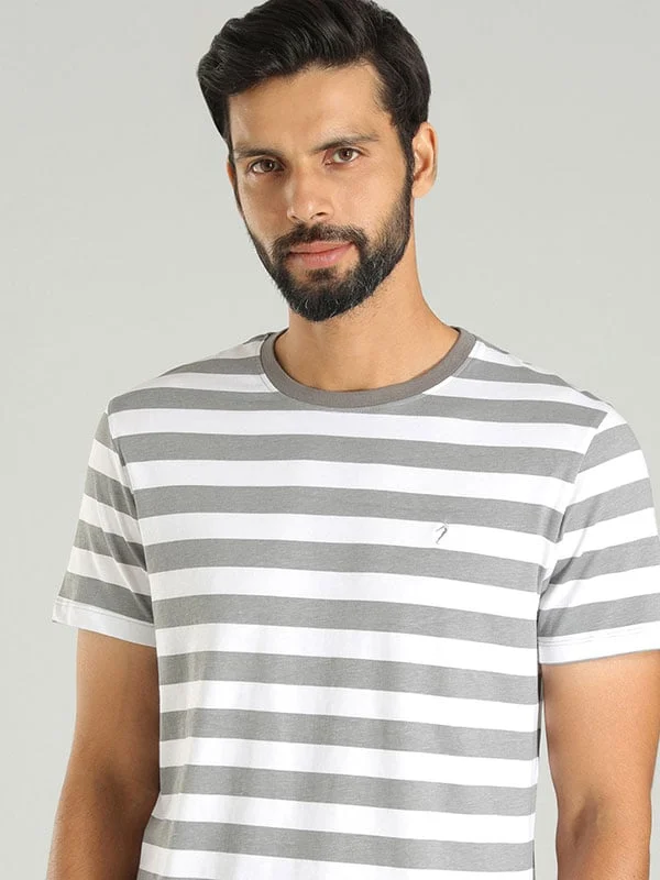 Stylish Sneakers Men Striped Crew Neck T-Shirt