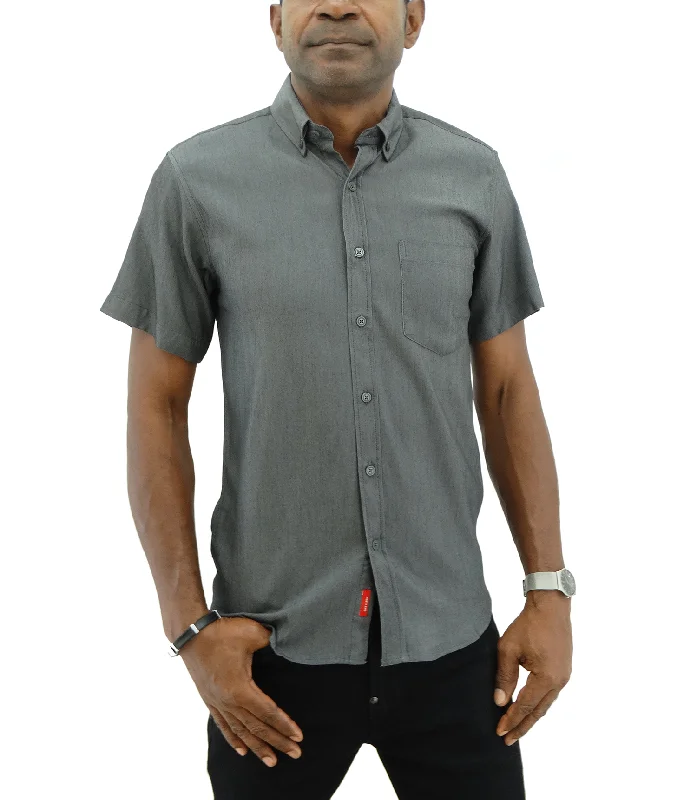 Summer Tees 13S1909P, Oleg Cassini Men's Solid S/ Sleeve Twill  Shirts