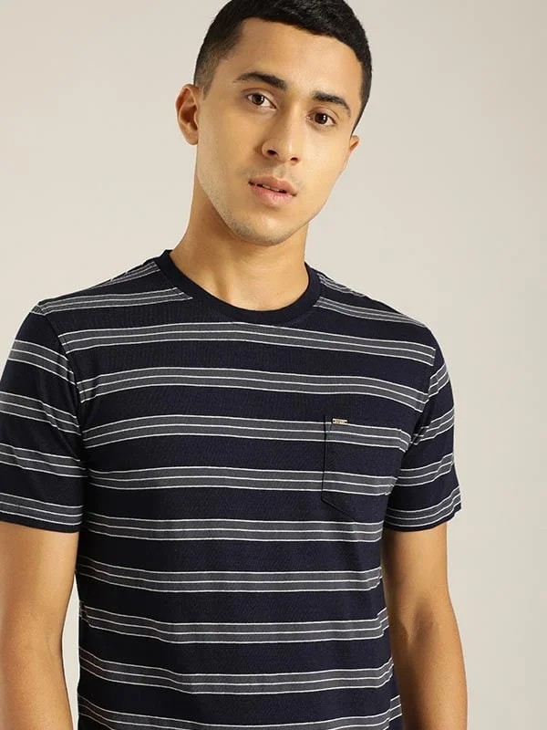 Casual Chinos Men Striped Crew Neck T-Shirt